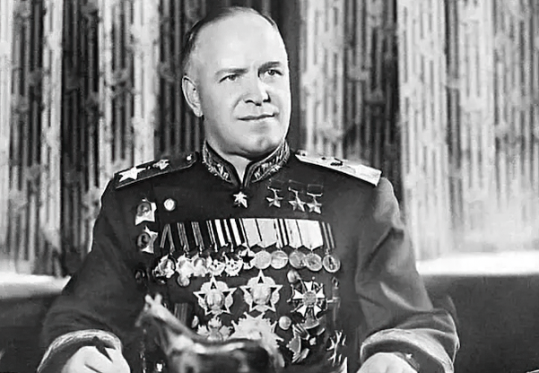 二战后的朱可夫:被免去职务,险些被捕,彻底退出政坛_腾讯新闻