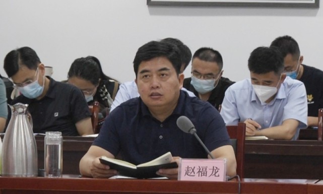 曹县县委书记赵福龙主持召开党政联席会议