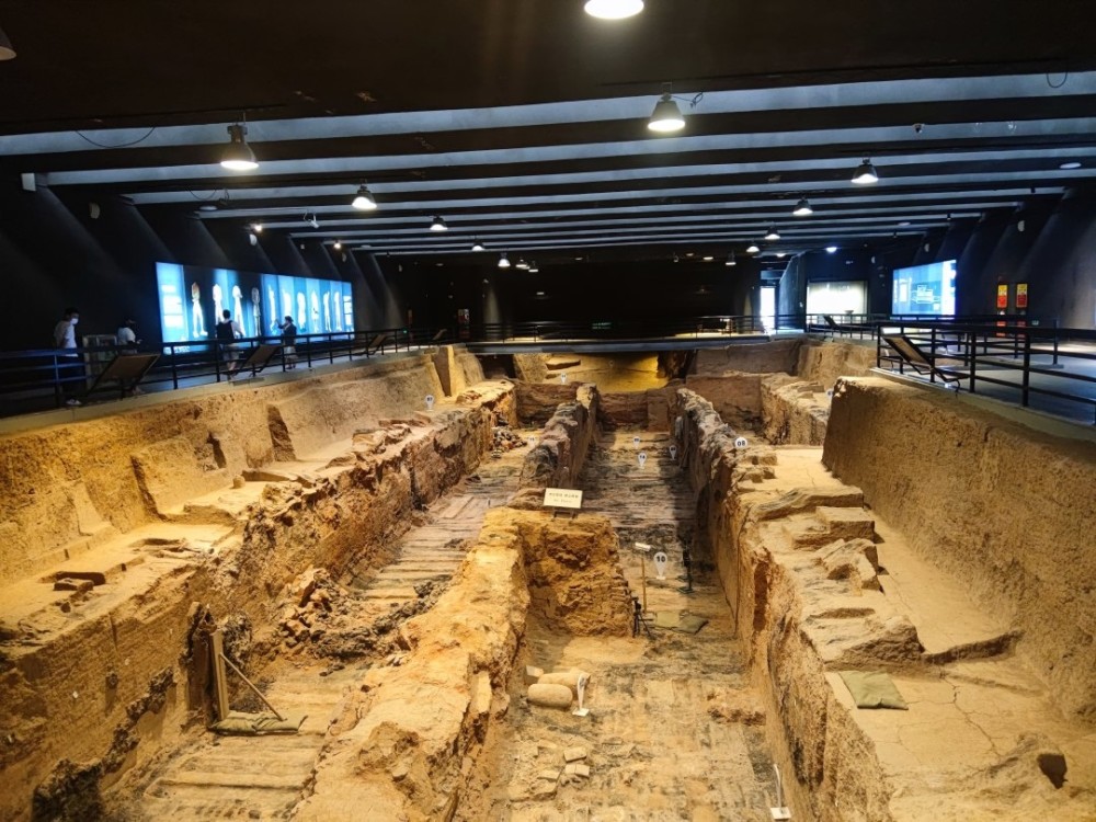 秦百戏俑的"柔情多姿"_腾讯新闻