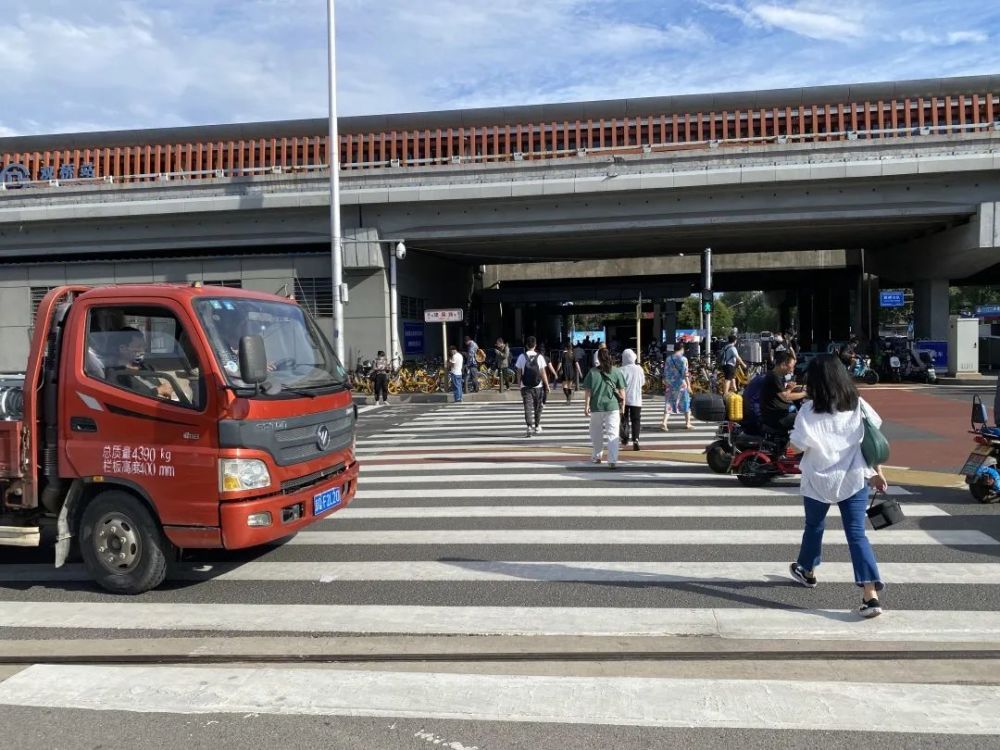 安哥拉兩名中國公民確診感染新冠肺炎使館發(fā)布通報(bào)魅惑花心大少