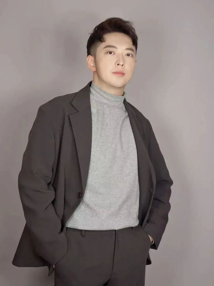 吴沛霖,淘宝直播《美丽乡村》项目创始人,直播策划超过1000场,孵化多