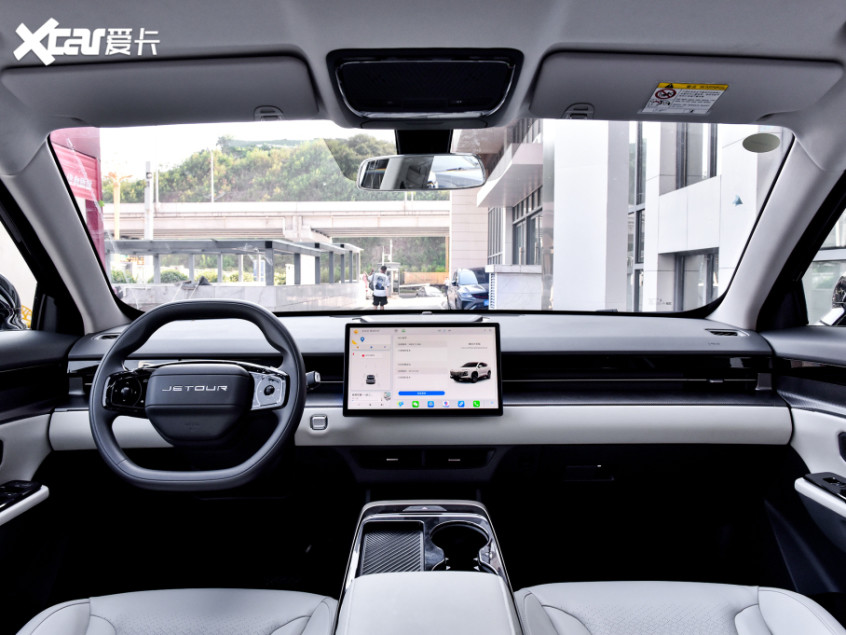 Jeep发布新能源产品计划2款全新纯电SUV亮相