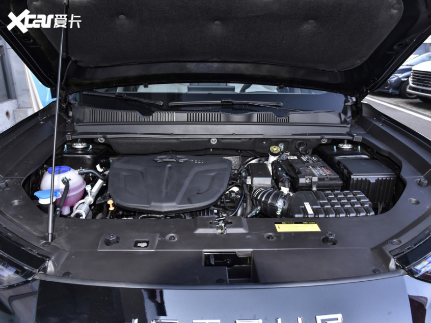 Jeep发布新能源产品计划2款全新纯电SUV亮相