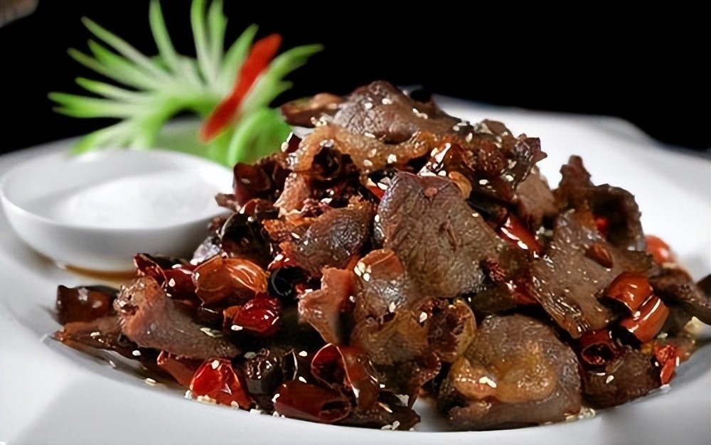 寻味云南清真美食—寻甸牛干巴_腾讯新闻