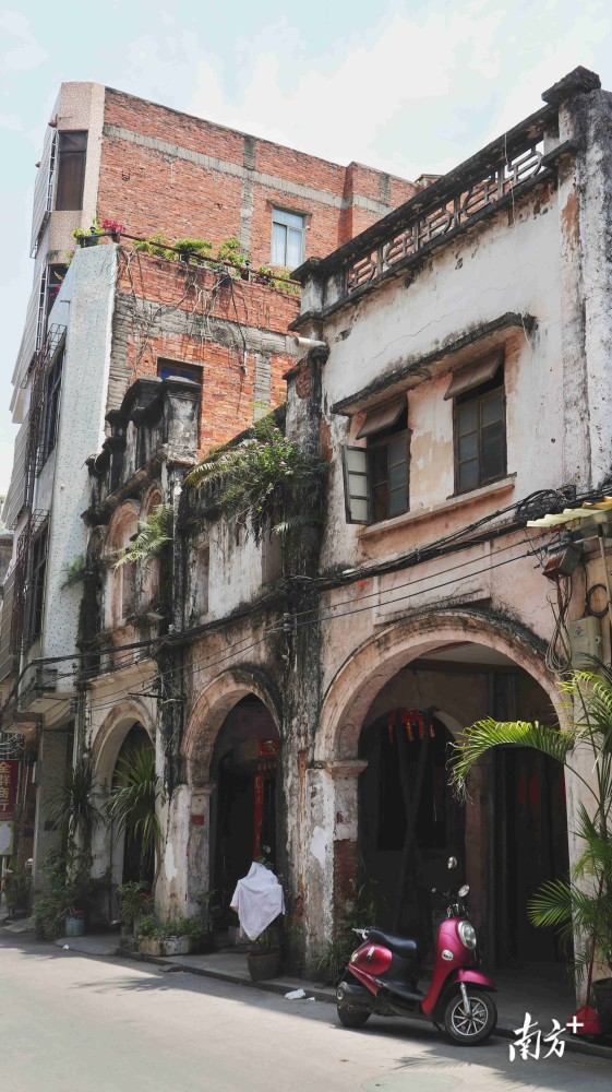 吴川梅菉骑楼街百年骑楼烟火人间