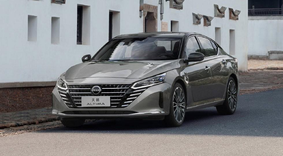 外观更运动内饰更高级中期改款东风日产天籁官图发布