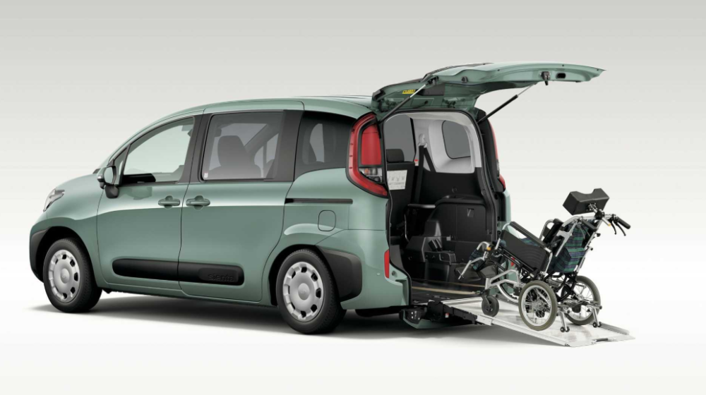 "小号丰田赛那" 全新丰田sienta发布_腾讯新闻