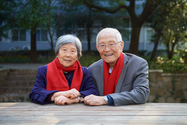 依旧少年|更辽阔的和更深邃的,不仅仅是老人与海"的故事