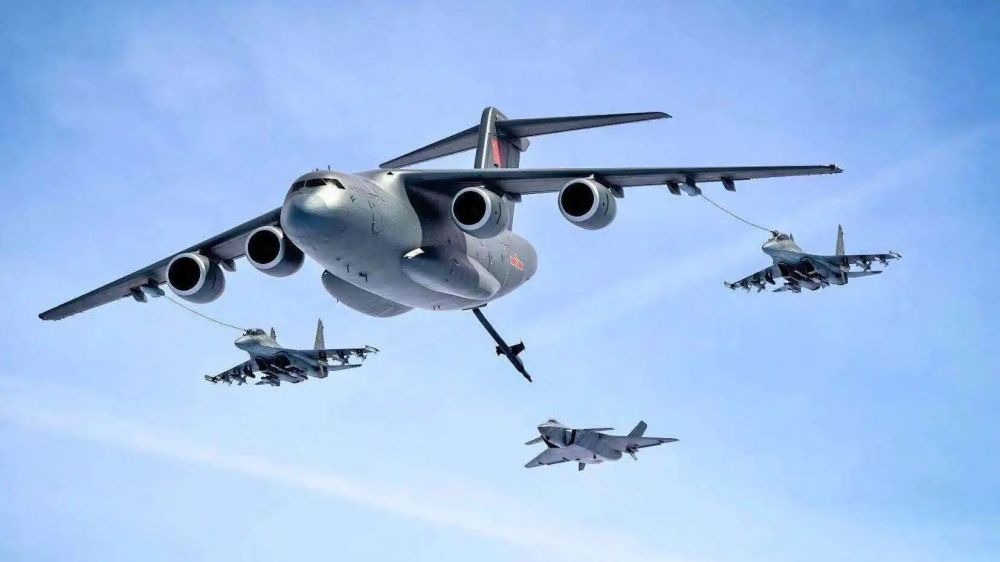 运油20,歼20,歼16三机同框,空军航展开幕在即,运油20首次展示_腾讯