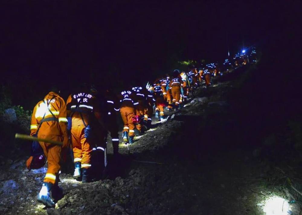 >>>8月21日,重慶巴南區界石鎮新玉村所轄山林發生火災.