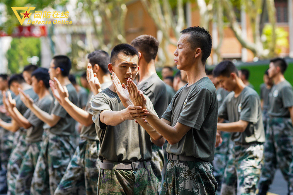 多图回顾第七届全国学生军事训练营_腾讯新闻