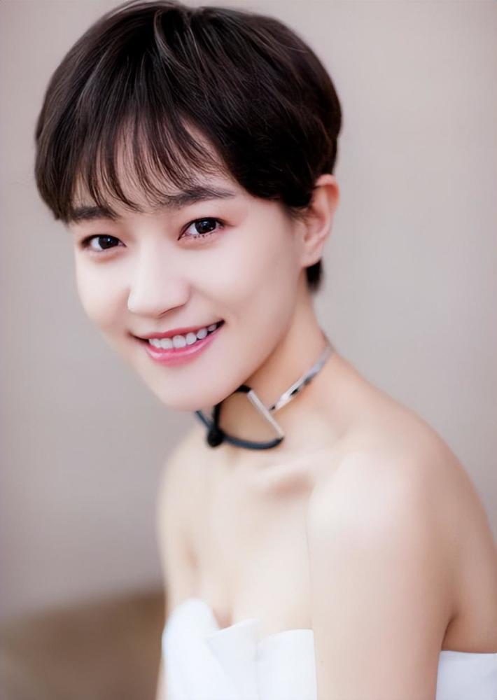 演员焦俊艳被亲爹吐槽太土出道至今无绯闻35岁仍单身