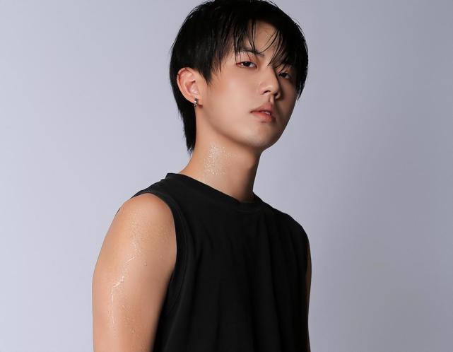 和平精英狙神小抠脚将在抖音进行首播网友看后表示期待