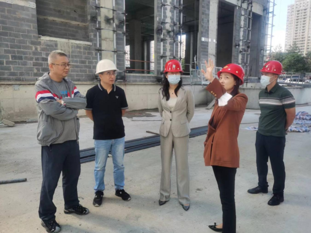 强化服务意识 加快项目建设 推动全区经济稳定增长 区领导王媛到包保