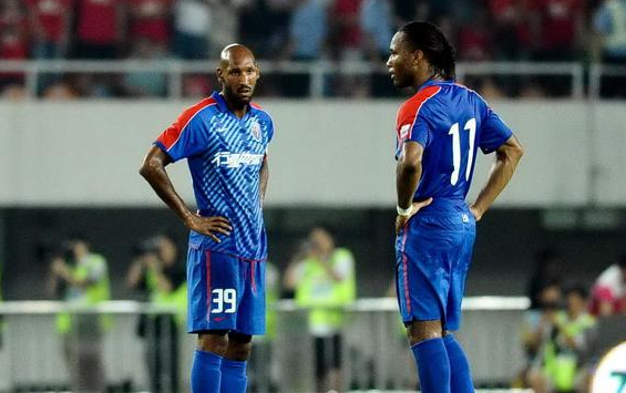 这个赛季,英超劲旅切尔西的两位前锋阿内尔卡和德罗巴,先后来到中超