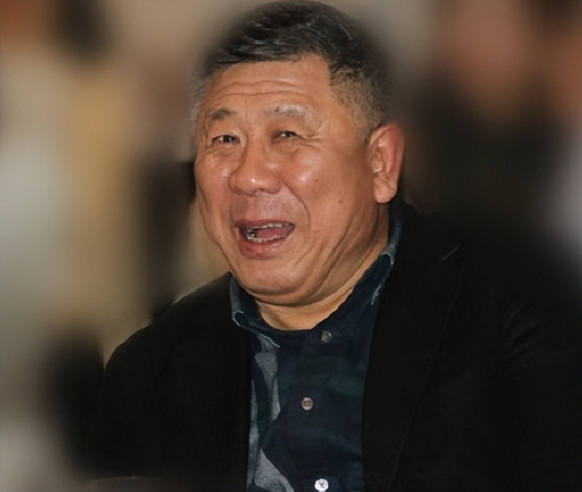 就这样,程煜进入了哈尔滨话剧团成了一名话剧演员.