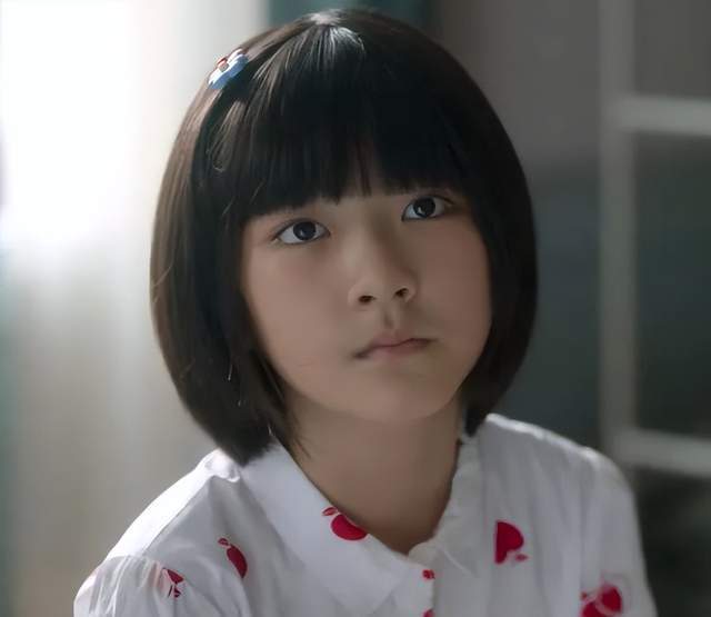 给18岁以下的8位童星演技排名次:陈哈琳第6,荣梓杉仅能排第3