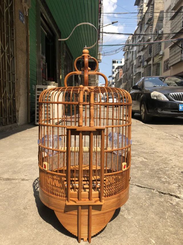 广西底广式鸟笼(直径33/36)需要购买鸟笼以及微信画眉鸟交流群请加:s
