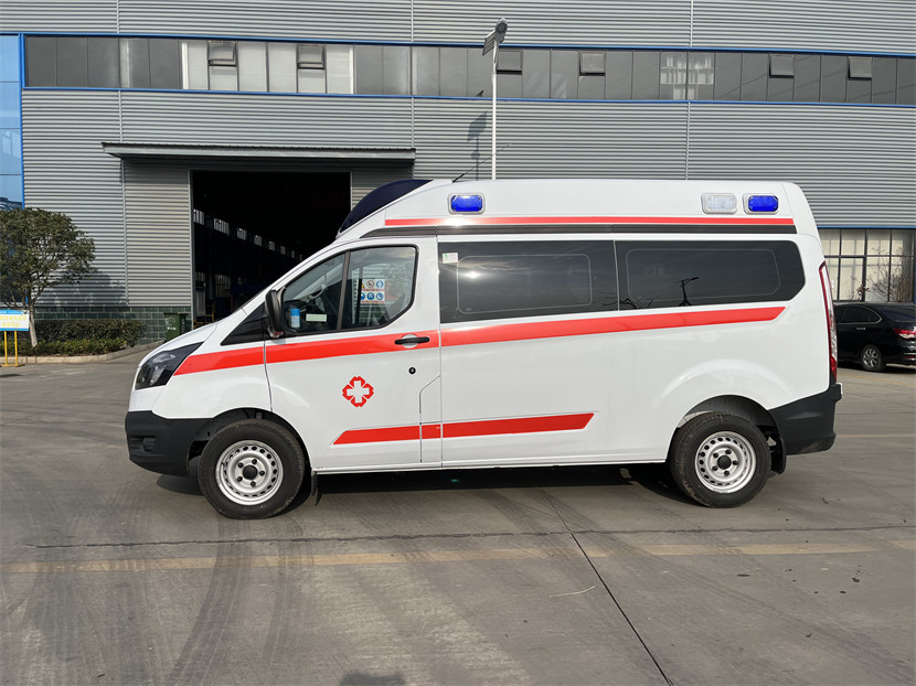 tel:18672731203东风紧急救护车主要分两类,最常见的急救车是院前急救