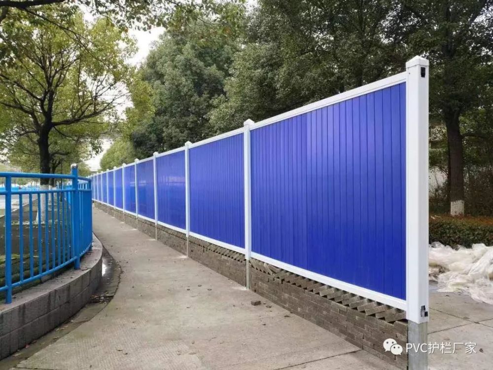 pvc围挡多少钱一平方_腾讯新闻