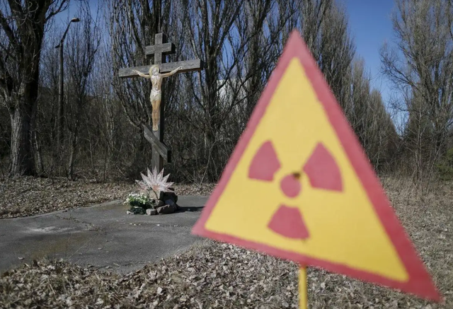 扎波罗热核电站遭炮击，与乌克兰电网切断，欧洲离核灾难不远了？