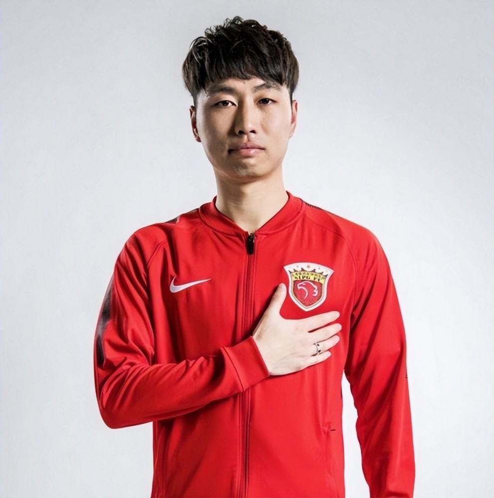 眼神哥傅欢离开海港加盟昆山球迷狂讽昆山地铁压力山大