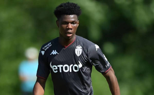 巨星来袭|"天才后腰"——楚阿梅尼|奥雷利安·贾尼·楚阿梅尼|法国队