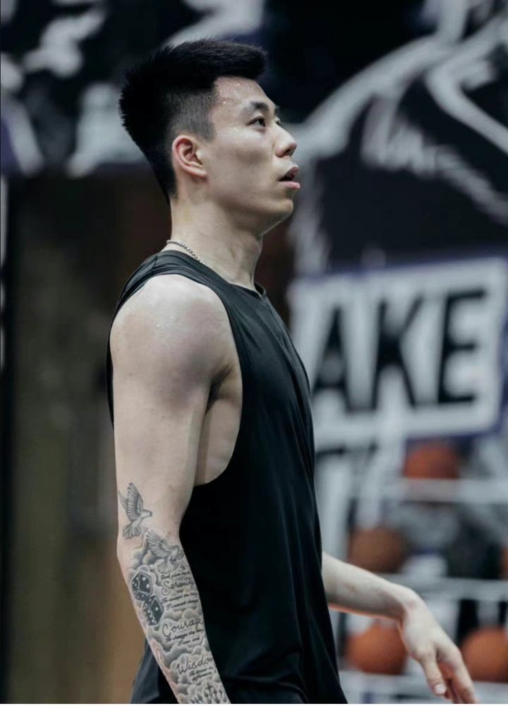 无视张镇麟篮网官宣签约日本球员渡边雄太给他一份1年非保障合同