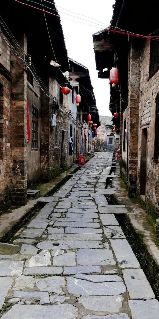 湖南旅游推荐:板梁古村