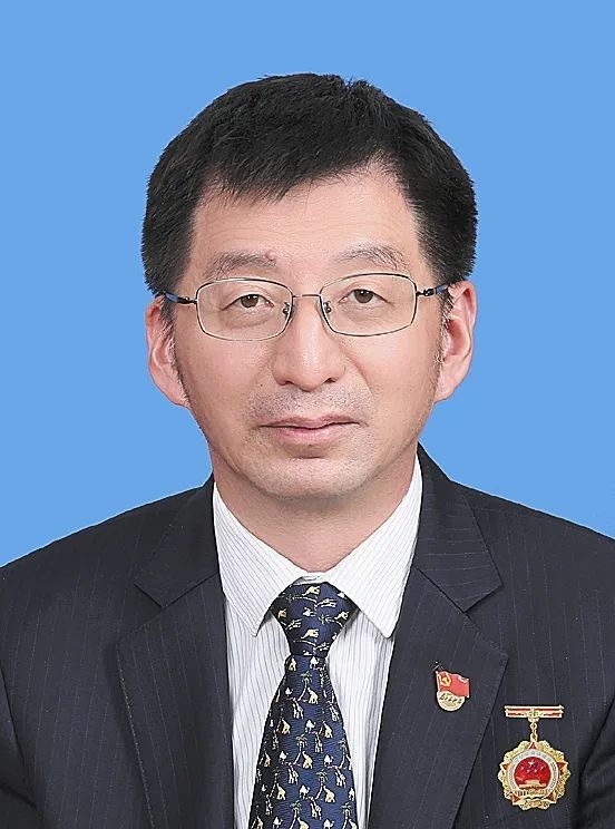 大连这些个人和单位获表彰