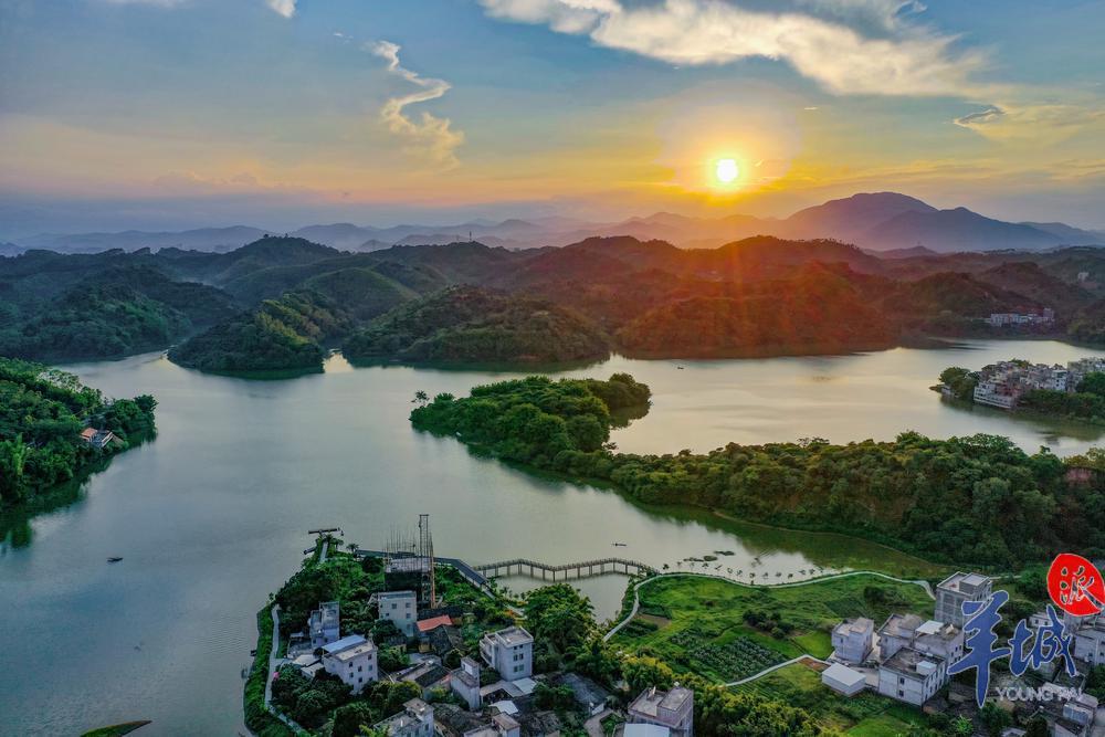 大美岭南茂名信宜云蒸霞蔚人间仙境