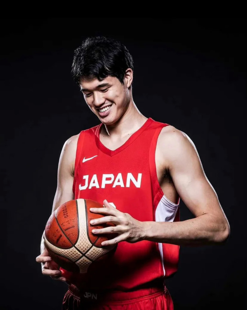 篮网签约日本球员周琦却无人问津渡边雄太低调回应