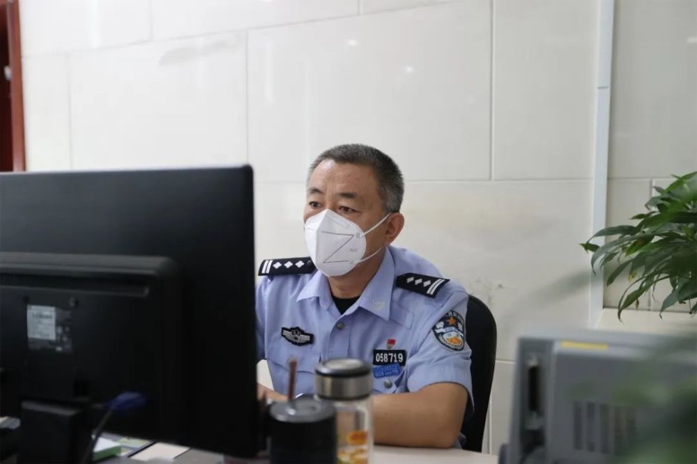 口罩藏火机，郑州一男子登飞机藏匿火种被罚基金是什么