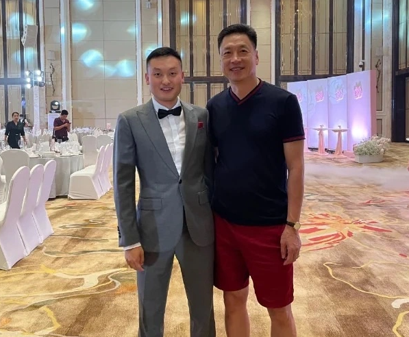 李京龙婚礼!李春江红鞋 红裤,小丁暴瘦,任骏威搞怪,朱总亮眼-腾讯新闻