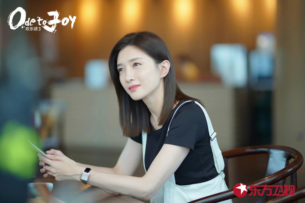 《欢乐颂3》江疏影:未来想挑战性格浓烈一点儿的角色_腾讯新闻
