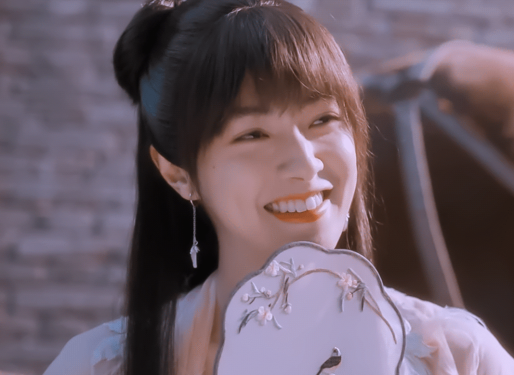 成毅《沉香如屑》女装造型好惊艳!