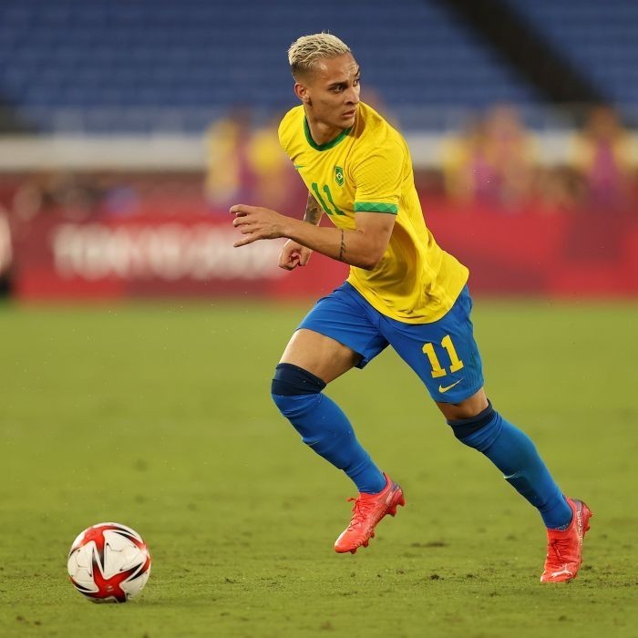 继内马尔后的下一个桑巴舞者安东尼破亿登陆曼联