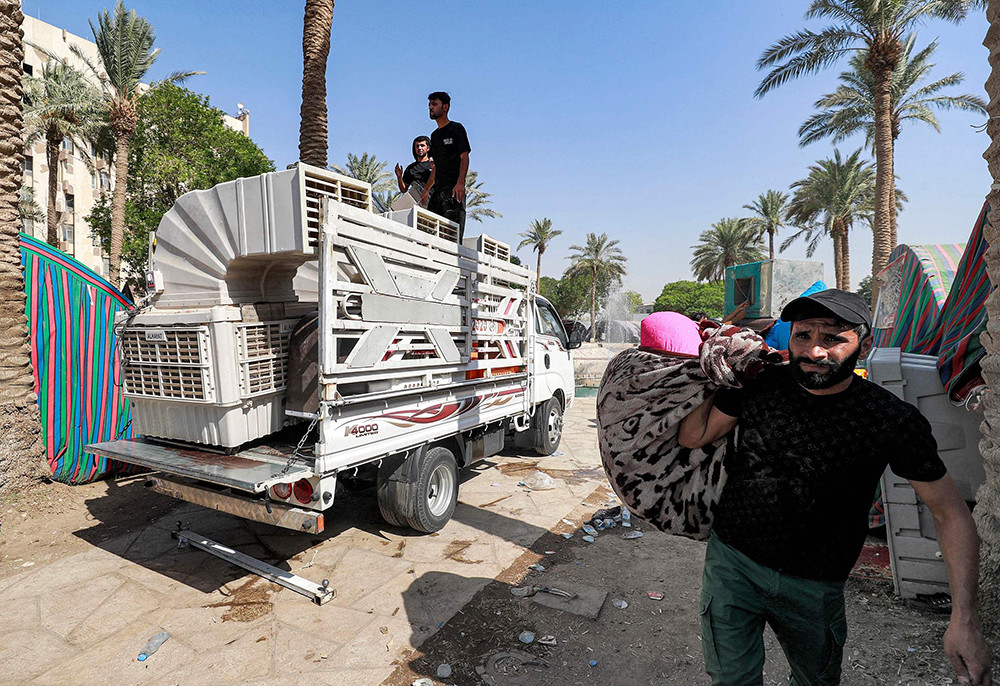 早安·世界｜萨德尔支持者停止抗议，伊拉克解除全国宵禁