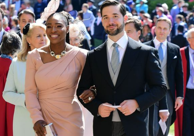 英媒小威的白人老公是亿万富翁吗和妻子比谁的资产更多