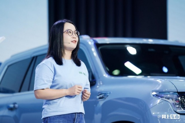 刘苗苗:bj60实现三个"第一" 让硬核越野回归家庭