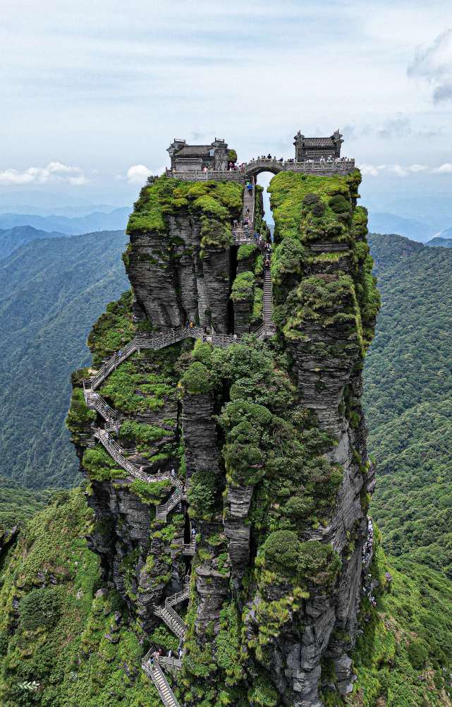 人间的"天空之城",中国十大避暑名山,你去过吗?