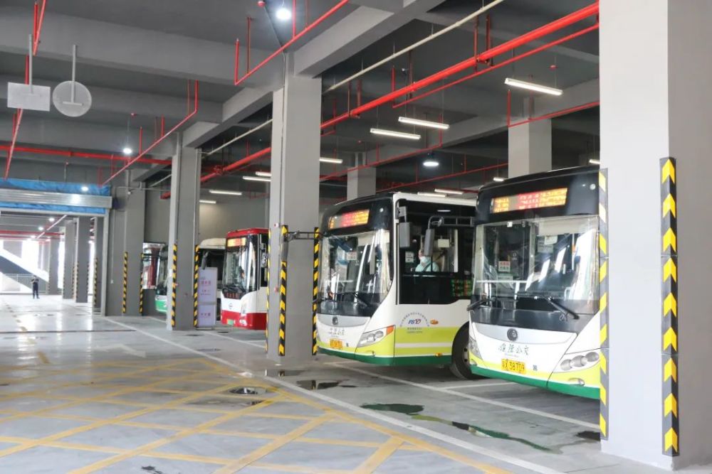 佛山新城交通出行再提速市妇幼保健院新城院区公交首末站试运营