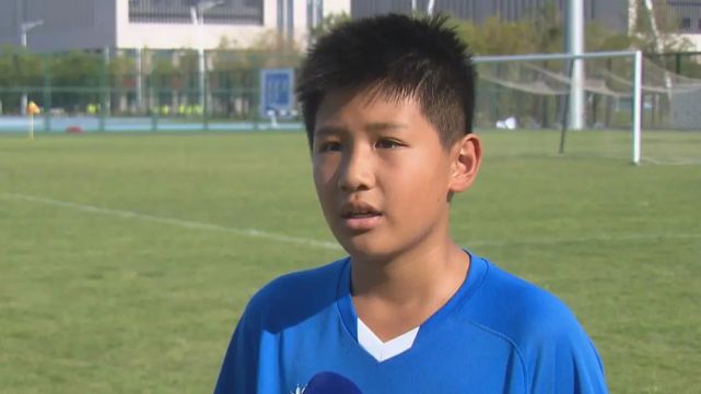 津门足球少年拼出斗志市运会赛场锤炼精彩表现