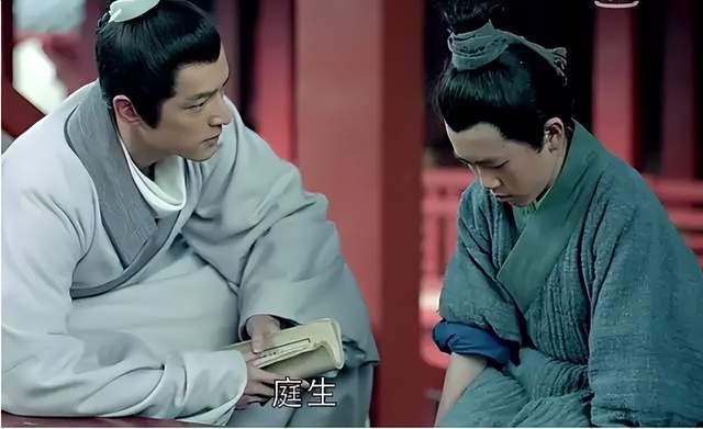 琅琊榜霓凰郡主是如何一步步发现并确认梅长苏的真实身份的