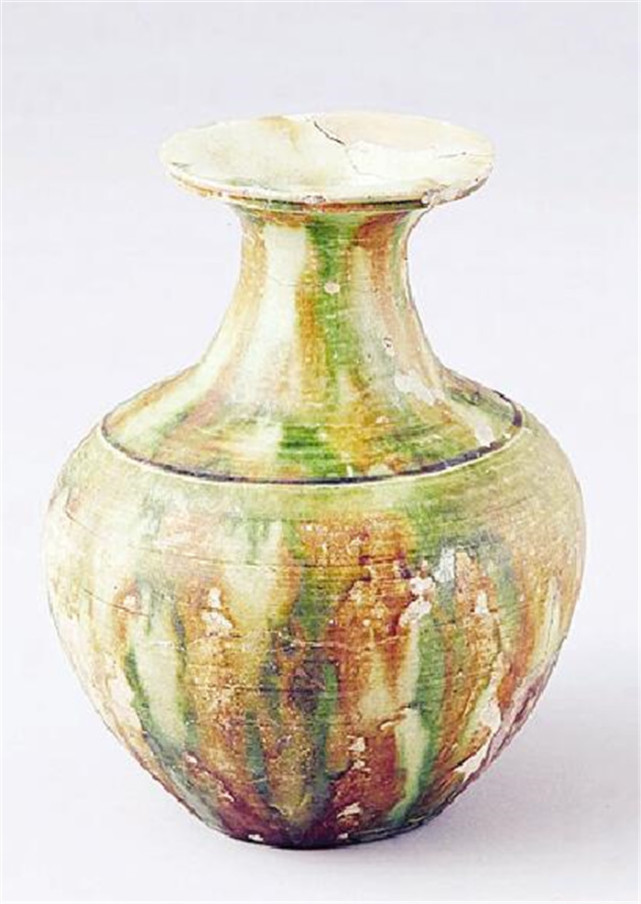 博物馆报上看展唐渤海三彩釉陶瓶