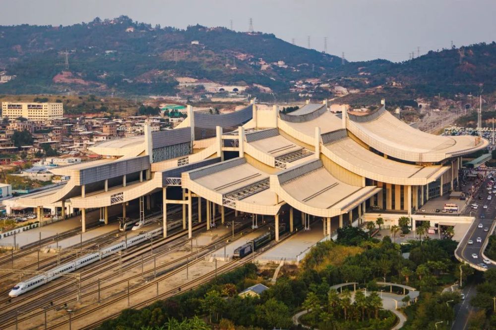 厦门北站十年巨变神经末梢变交通枢纽