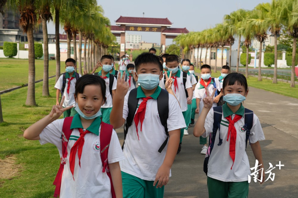 潮南区西沟小学有序迎接学生入学_腾讯新闻