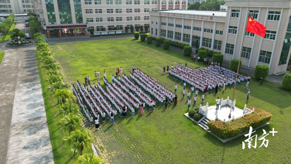 潮南区西沟小学有序迎接学生入学_腾讯新闻