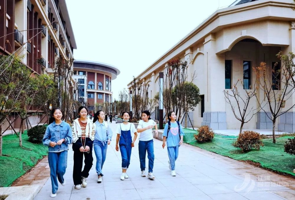 江津中学滨江校区,开学了!_腾讯新闻