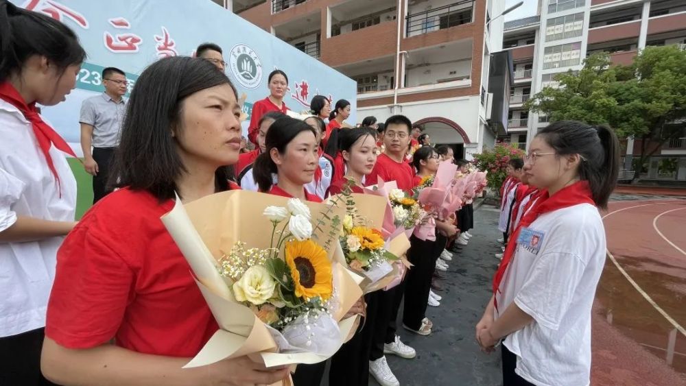 莆田擢英中学校花图片